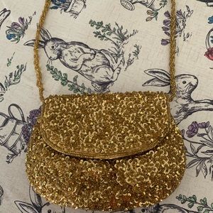 ✨Gold beaded purse with braided strap✨